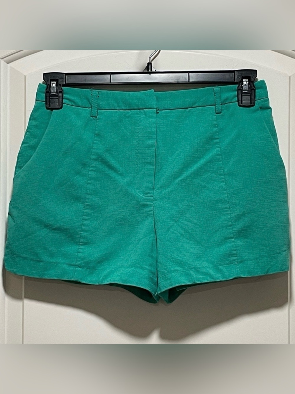 Forever 21 Womens Sz Medium 2.5” Teal High Waist Front Seam Preppy Y2K Shorts